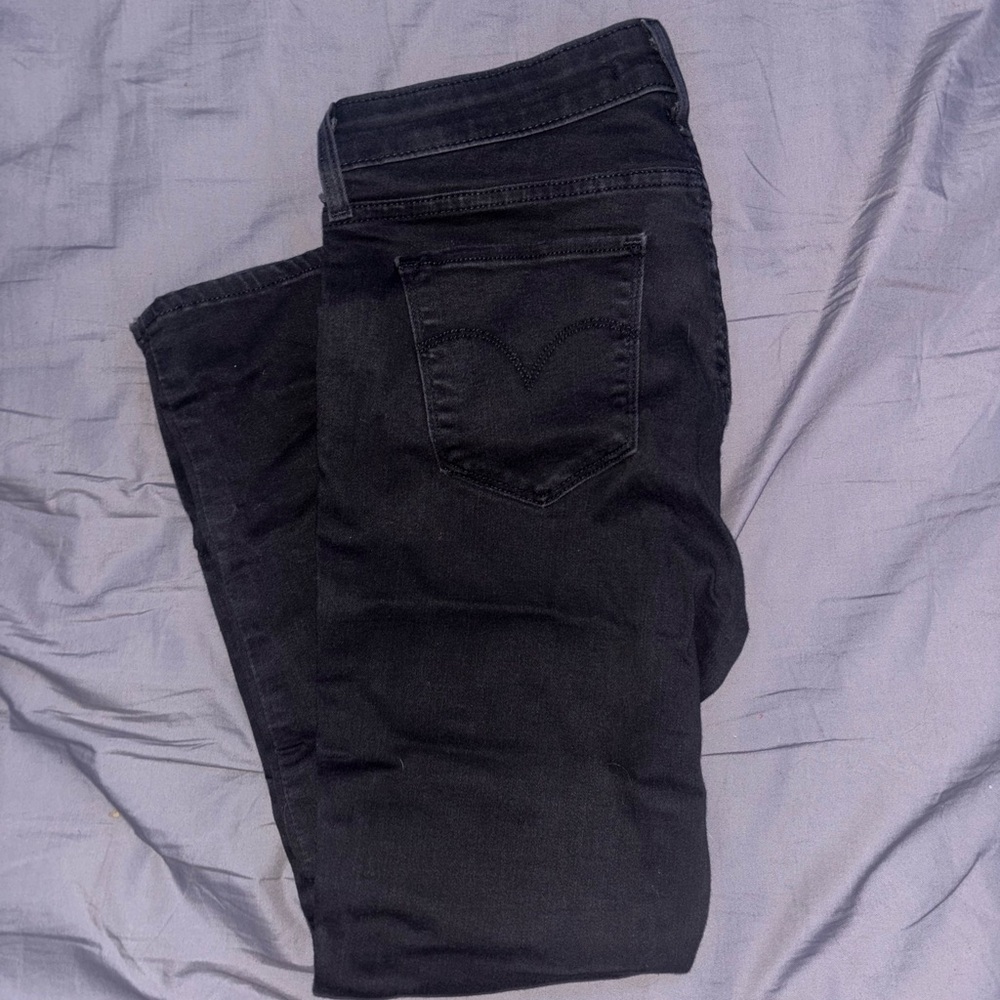 Size 29- Levi’s 711 Skinny Jeans
